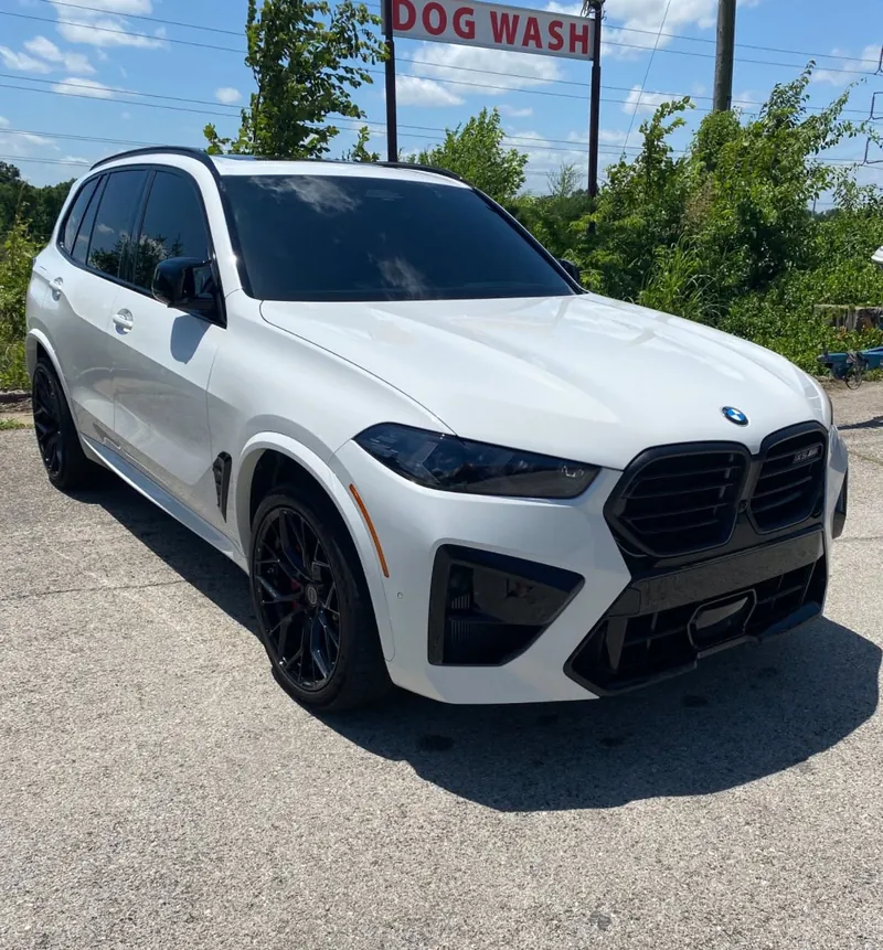 White SUV — exterior after detailing