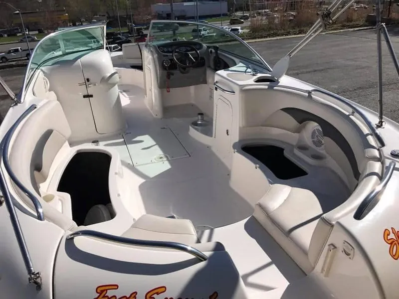 White boat (interior) — interior detail